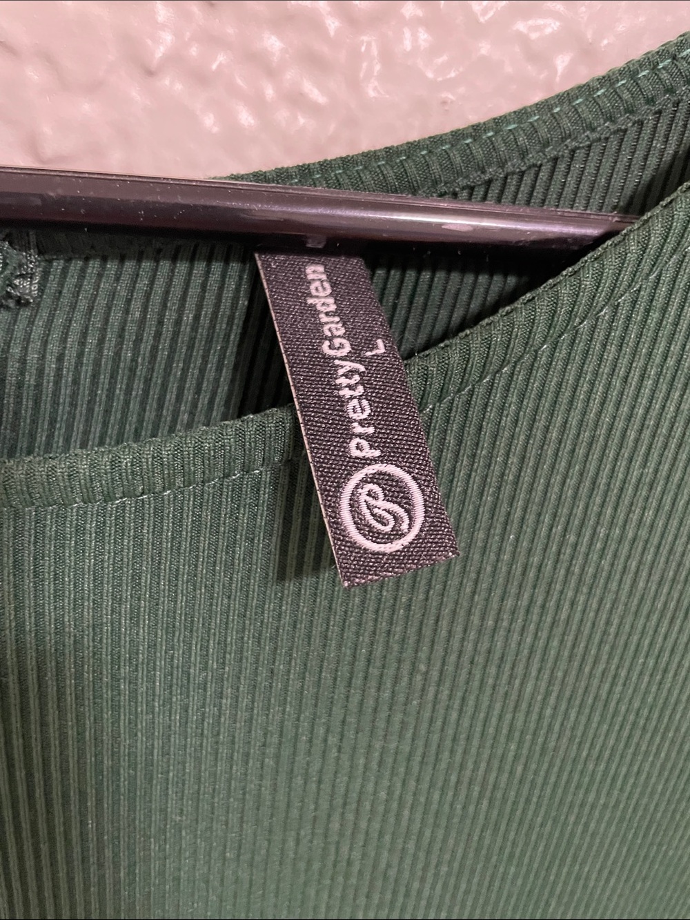 Cap-Sleeve Emerald Green Jumpsuit - Picture 2 of 13